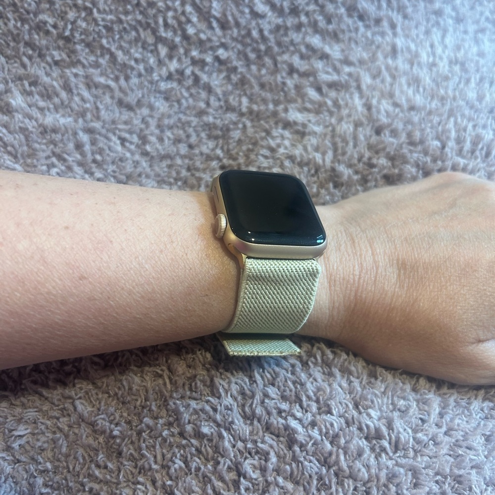 Smartwatch band nude color
